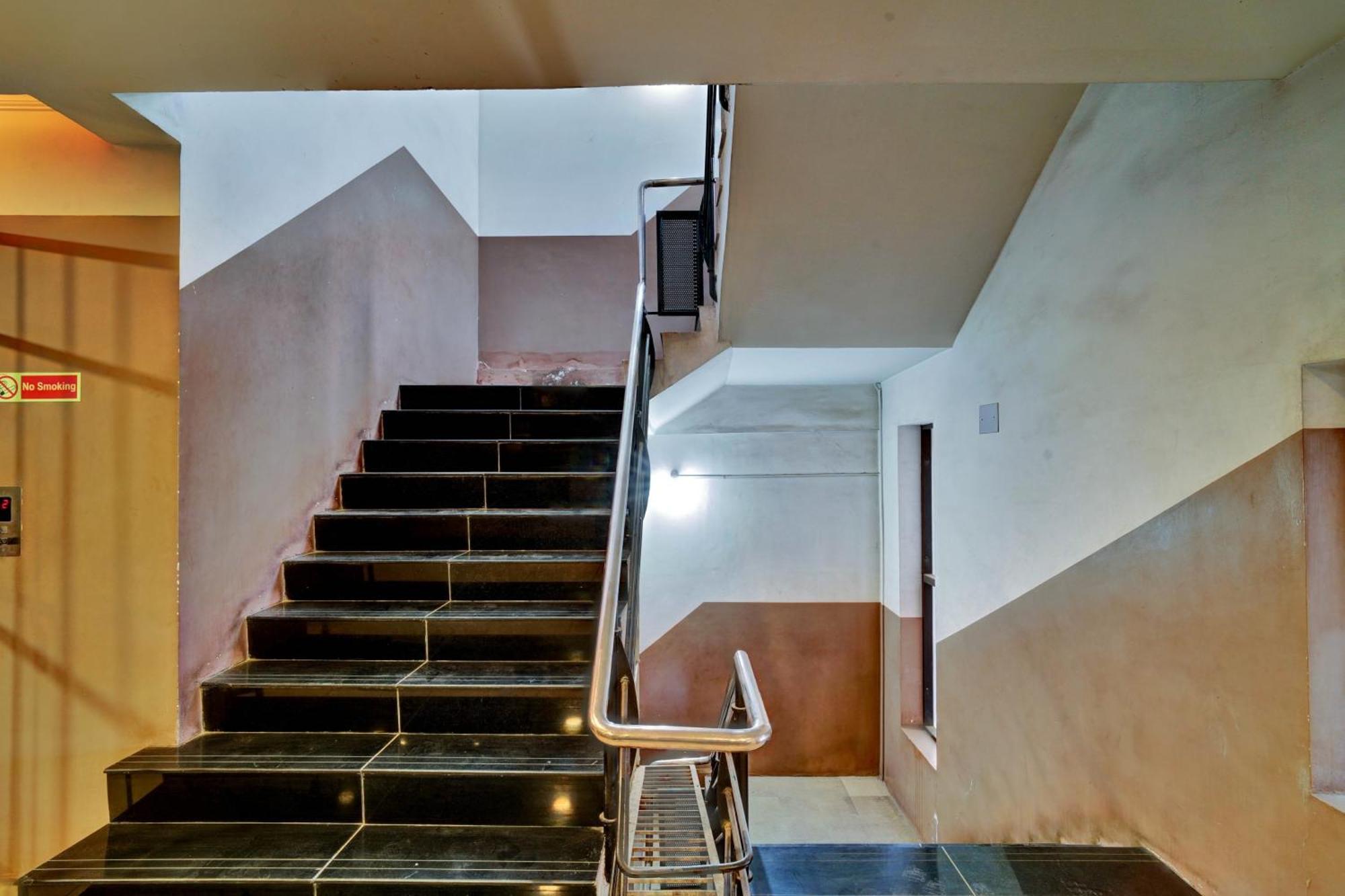 Hotel O Jk Inn Tirupur Kültér fotó