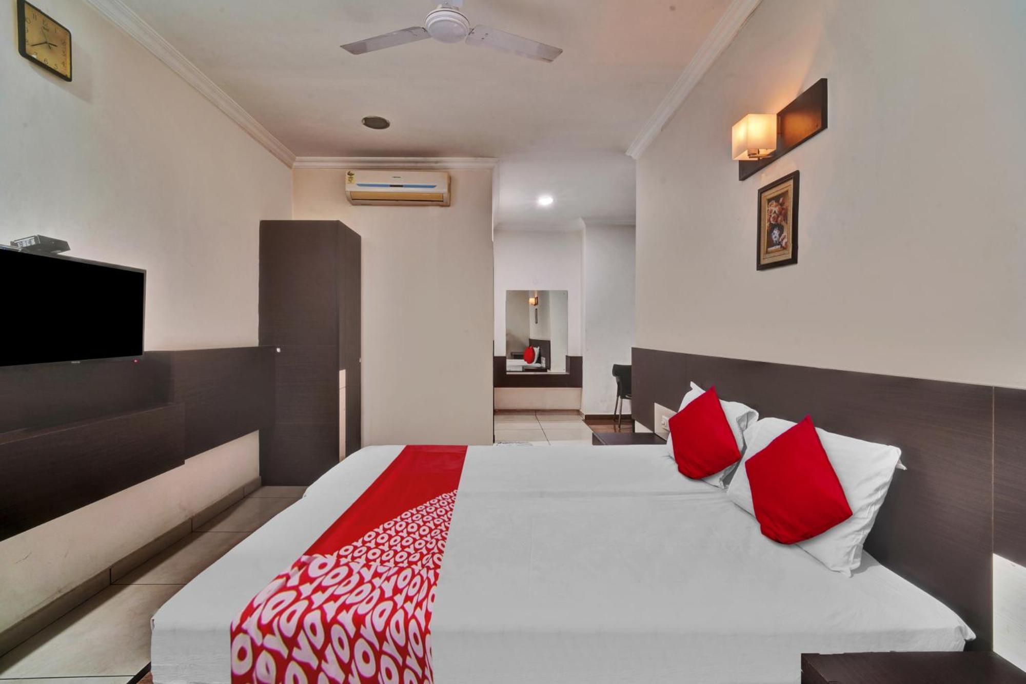 Hotel O Jk Inn Tirupur Kültér fotó